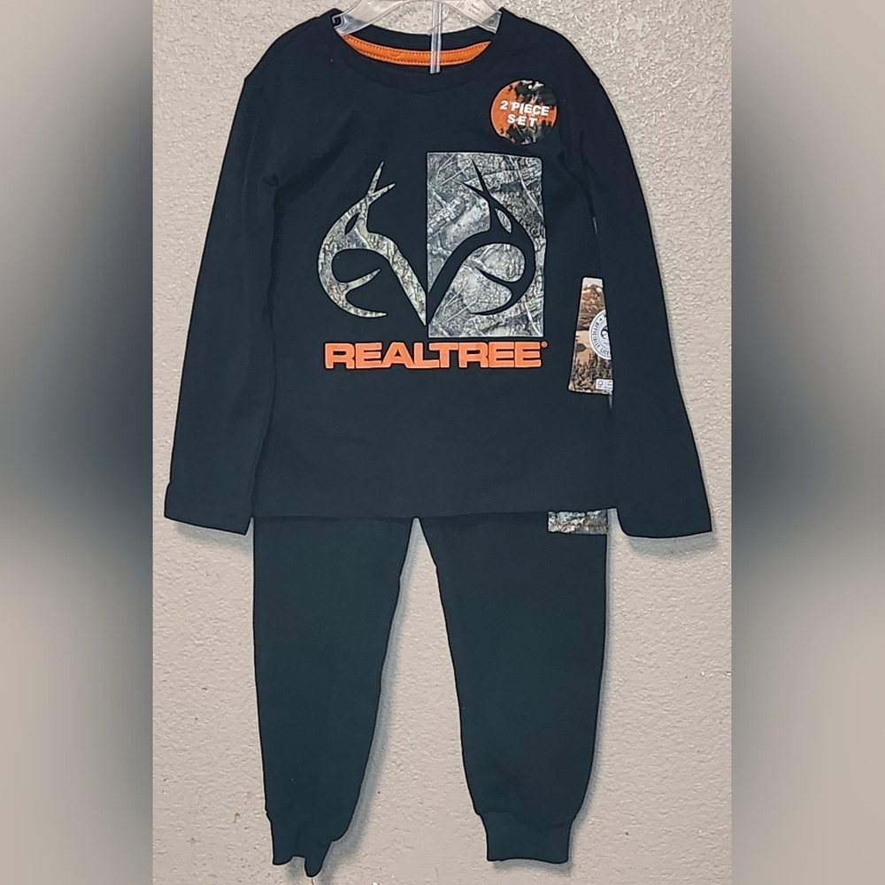 Realtree Boys Black and Orange  Sweat Set With Pockets Size 4T